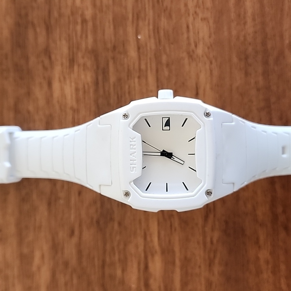 Shark White Rubber/Nylon Analog Water Watch